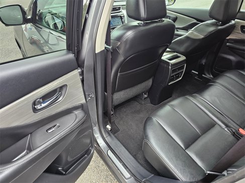 Used 2015 Nissan Murano SL w/ SL Technology Package image 9