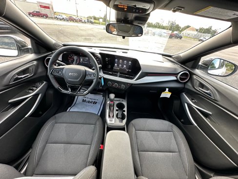 New 2025 Chevrolet Trax RS w/ Driver Confidence Package image 24
