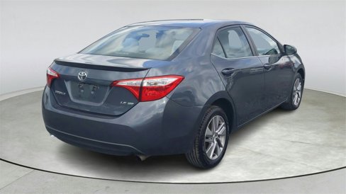 Used 2015 Toyota Corolla LE image 6