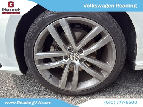 Used 2017 Volkswagen Passat 1.8T R-Line w/ R-Line Lighting Package image 7