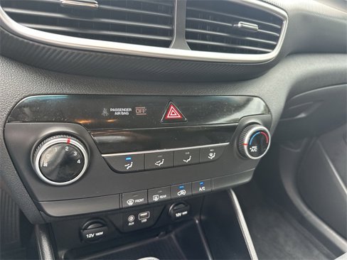 Used 2021 Hyundai Tucson SE image 19