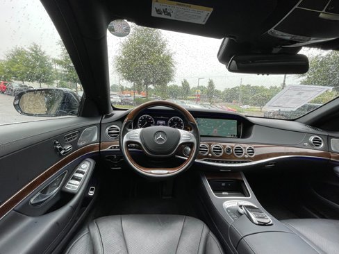 Used 2016 Mercedes-Benz S 550 Sedan image 28