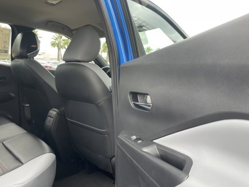 Used 2023 Nissan Kicks SR image 23