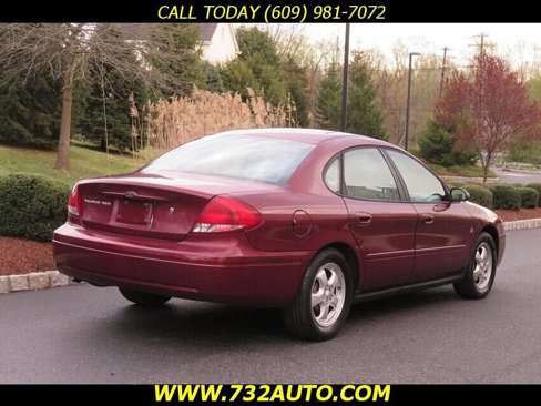 Used 2004 Ford Taurus SES image 12
