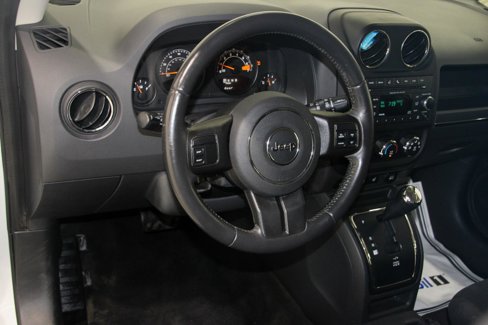 Used 2017 Jeep Patriot Latitude image 11