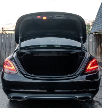 Used 2019 Mercedes-Benz C 300 Sedan w/ Premium Package image 9
