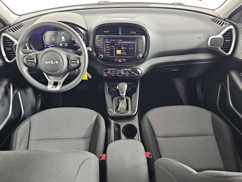 Used 2023 Kia Soul LX w/ Option Group 015 image 13