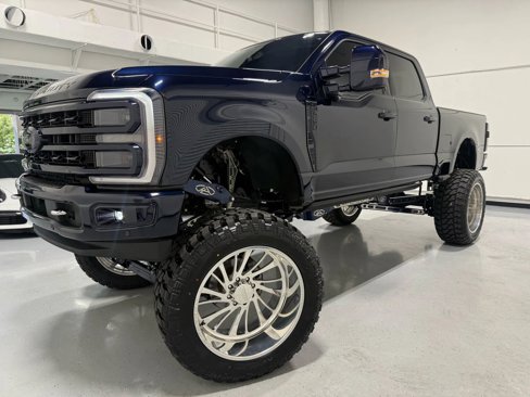 Used 2023 Ford F250 Platinum image 5
