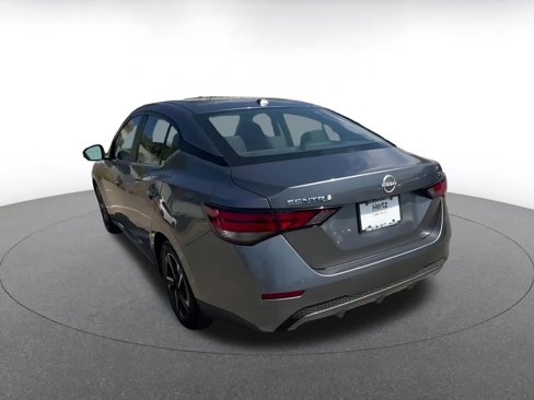 Used 2024 Nissan Sentra SV image 11