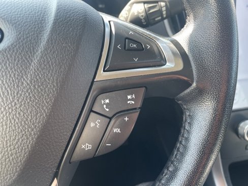 Used 2023 Ford Edge SEL image 21