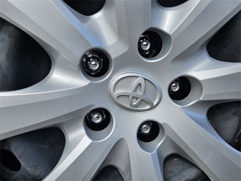 Used 2025 Toyota Corolla XLE image 17