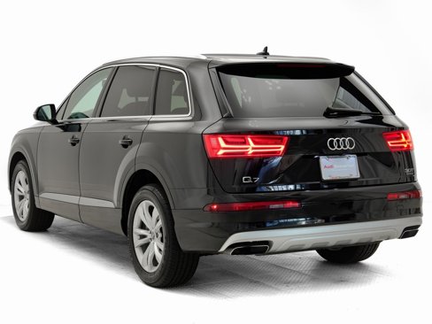 Used 2017 Audi Q7 3.0T Premium image 34