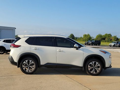 Used 2021 Nissan Rogue SV w/ Premium Package image 6