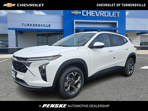 New 2025 Chevrolet Trax LT image 1