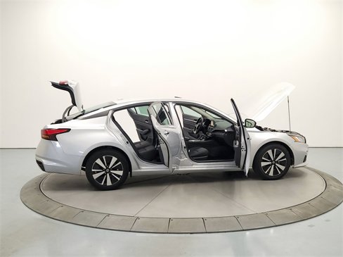 Used 2021 Nissan Altima 2.5 SV image 16