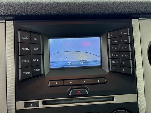 Used 2017 Ford Expedition XLT image 17