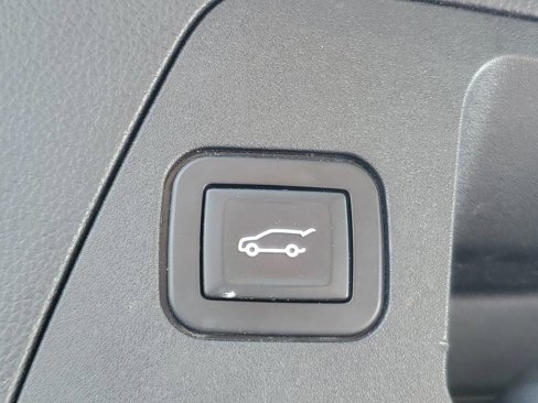 Used 2017 Buick Envision Premium w/ Driver Confidence Package image 8