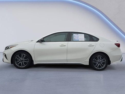 Used 2023 Kia Forte GT-Line w/ GT-Line Premium Package image 3