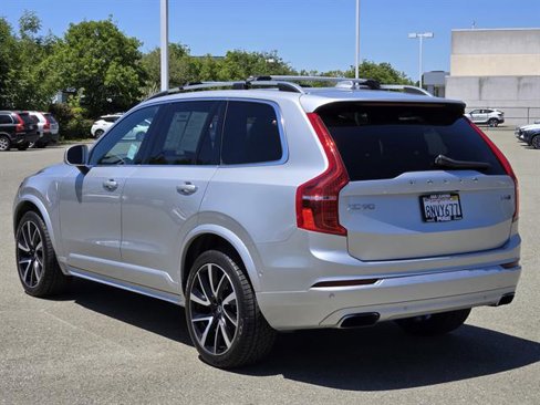Used 2019 Volvo XC90 T8 Momentum w/ Protection Package image 7