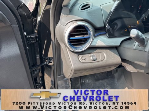New 2025 Chevrolet Trax LT w/ Driver Confidence Package image 14