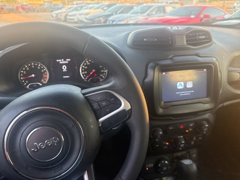 Used 2021 Jeep Renegade Sport image 13