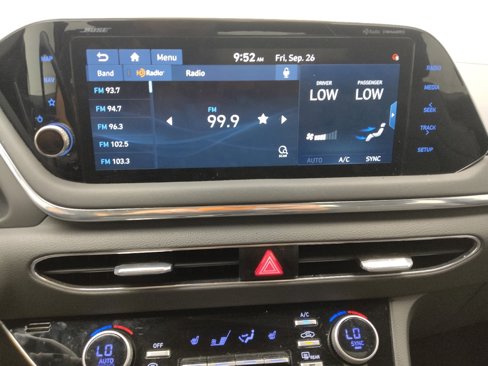 Used 2020 Hyundai Sonata SEL Plus w/ Tech Package image 23