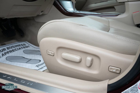 Used 2009 Toyota Avalon Limited image 20