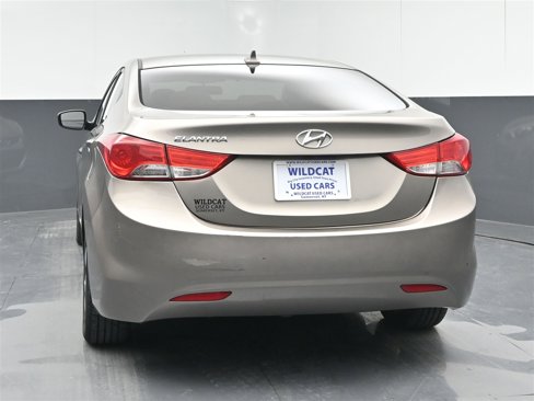 Used 2013 Hyundai Elantra GLS image 6
