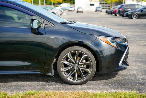 Used 2019 Toyota Corolla XSE image 30