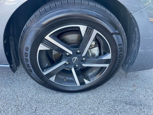 Used 2024 Nissan Sentra SV image 28