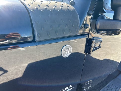 Certified 2015 Jeep Wrangler Sahara w/ Connectivity Group image 19