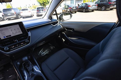 Used 2023 Toyota Corolla LE image 19