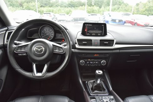 Used 2017 MAZDA MAZDA3 Touring image 17