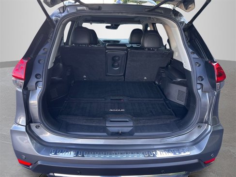 Used 2019 Nissan Rogue SL w/ Premium Package image 8