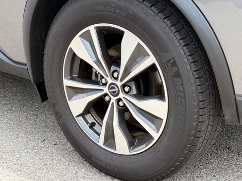 Used 2023 Nissan Murano SV image 24