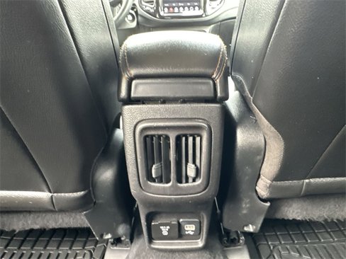 Used 2019 Jeep Compass Limited image 21
