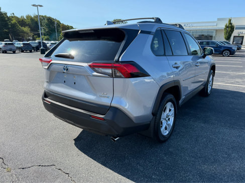 Used 2019 Toyota RAV4 LE image 8