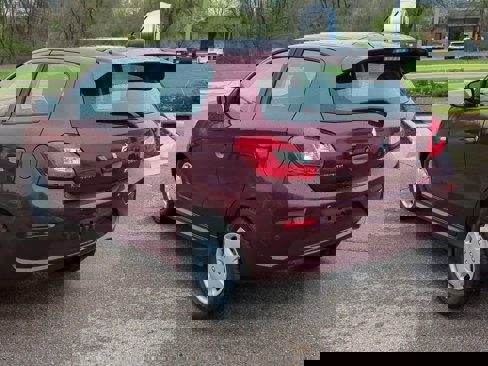 Used 2018 Mitsubishi Mirage ES image 6