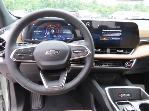 New 2026 Chevrolet Equinox ACTIV image 17