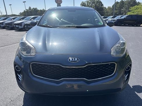 Used 2017 Kia Sportage LX image 2