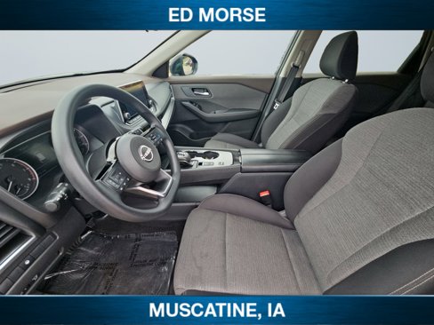 Used 2023 Nissan Rogue SV image 13