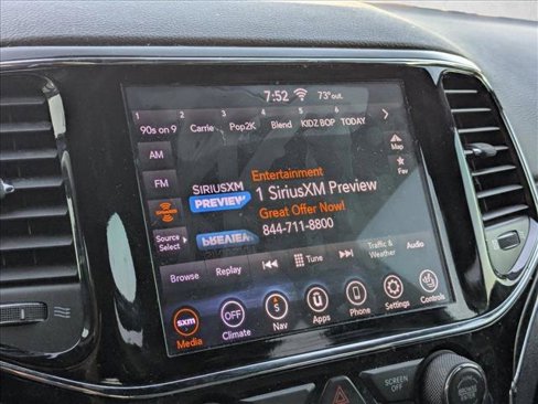 Used 2020 Jeep Grand Cherokee Limited image 13