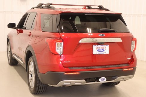Certified 2020 Ford Explorer XLT w/ Equipment Group 202A image 8
