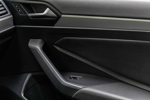 Used 2019 Volkswagen Jetta SE image 16