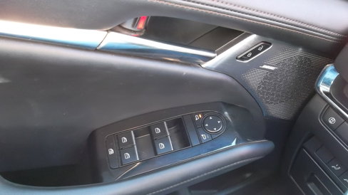 Used 2020 MAZDA MAZDA3 AWD Hatchback w/ Preferred Pkg image 16