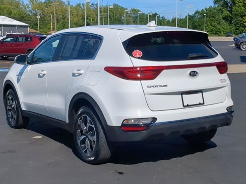 Used 2021 Kia Sportage LX image 4