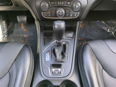 Used 2022 Jeep Cherokee Latitude Lux w/ Sun & Sound Group image 19