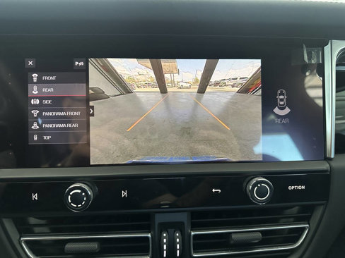Used 2023 Porsche Macan Turbo image 35