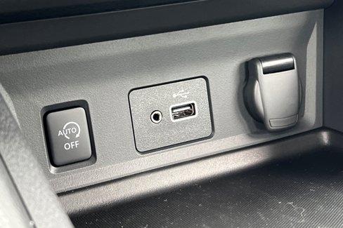 New 2025 Nissan Sentra S image 33