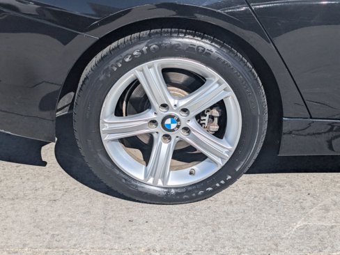 Used 2013 BMW 320i Sedan image 11